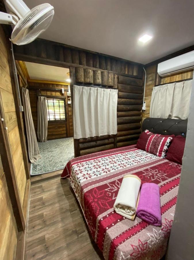 Homestay Dusun Ana Balun Slim River Exterior foto